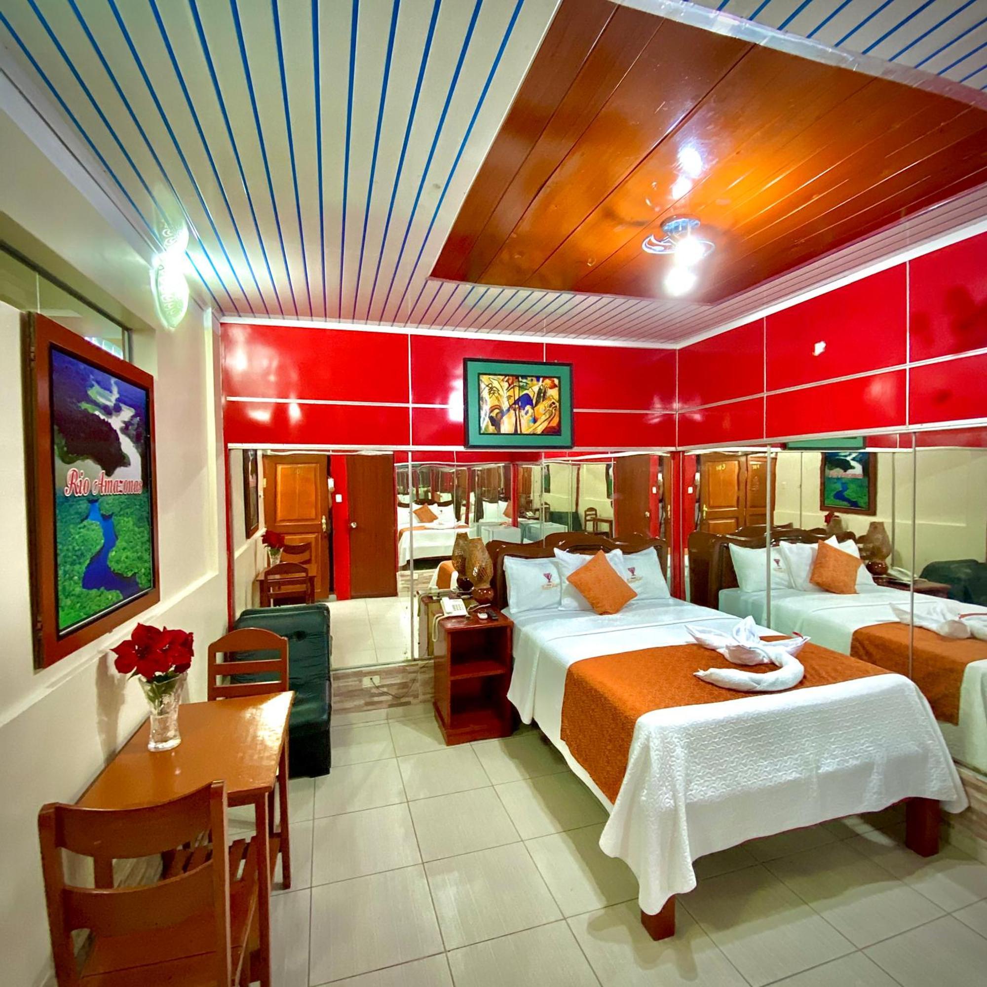 Hotel Ventura Isabel Iquitos Exterior photo